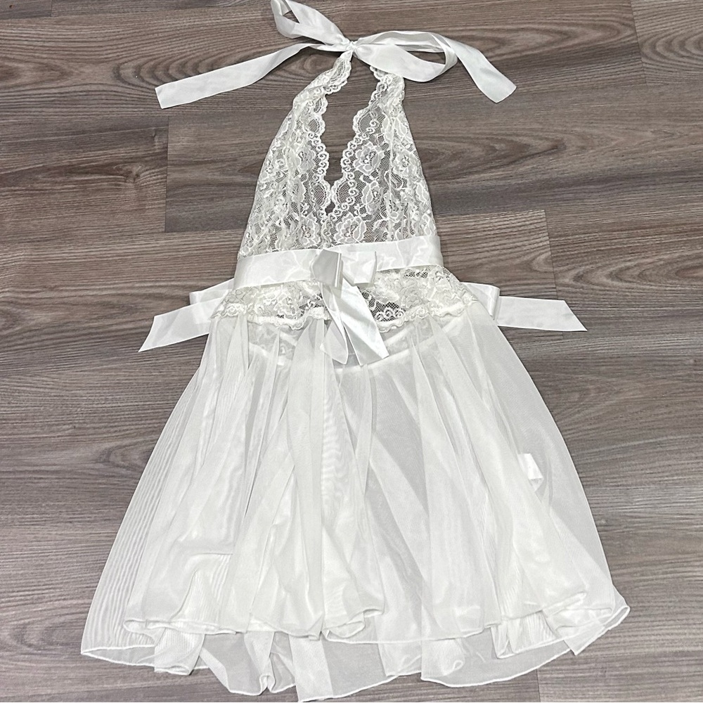 4for$30 Lingerie Sale! Details below! Elegant White Lace Chemise